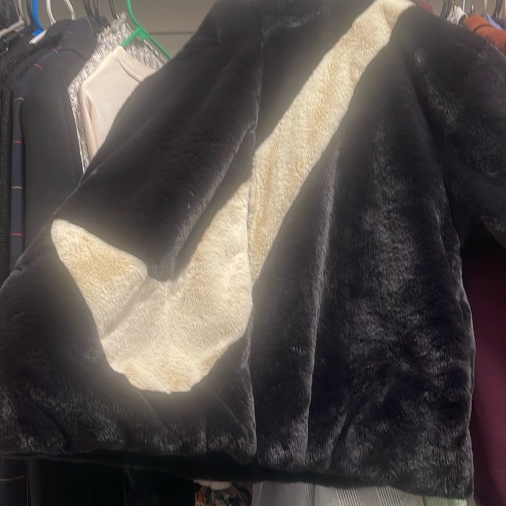 Nike fur coat size XL